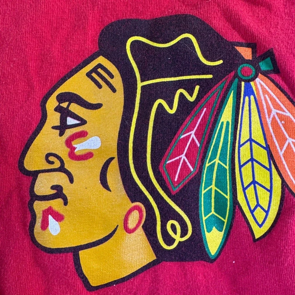 Reebok‎ Chicago Blackhawks NHL Infant Bodysuit Red 18 Months Onesie Face-Off